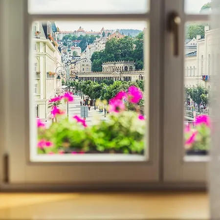 Hotel Malta Karlovy Vary Exterior photo